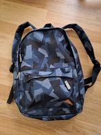 Kleine rugzak, Enlèvement