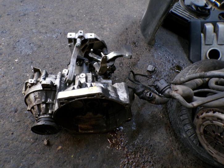 Boite de vitesses VW Jetta 3 1.9TDi 77kw 2005-2010 LP/15067, Auto-onderdelen, Transmissie en Toebehoren, Gebruikt, Ophalen