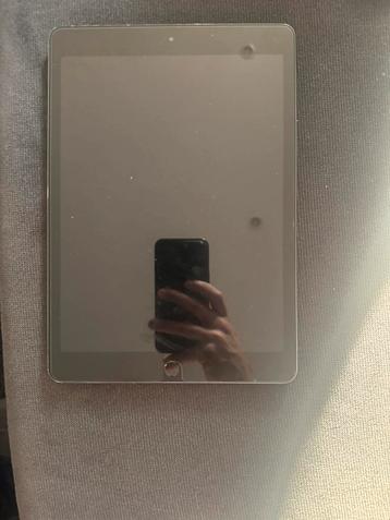 Apple Ipad 7de generatie  beschikbaar voor biedingen