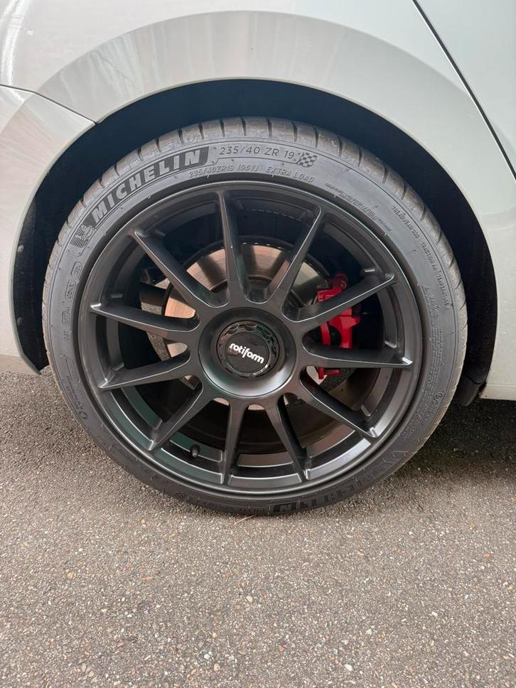 Rotiform 19inch velgen met michelin pilot sport 4s banden, Auto-onderdelen, Banden en Velgen, Band(en), Zomerbanden, Ophalen