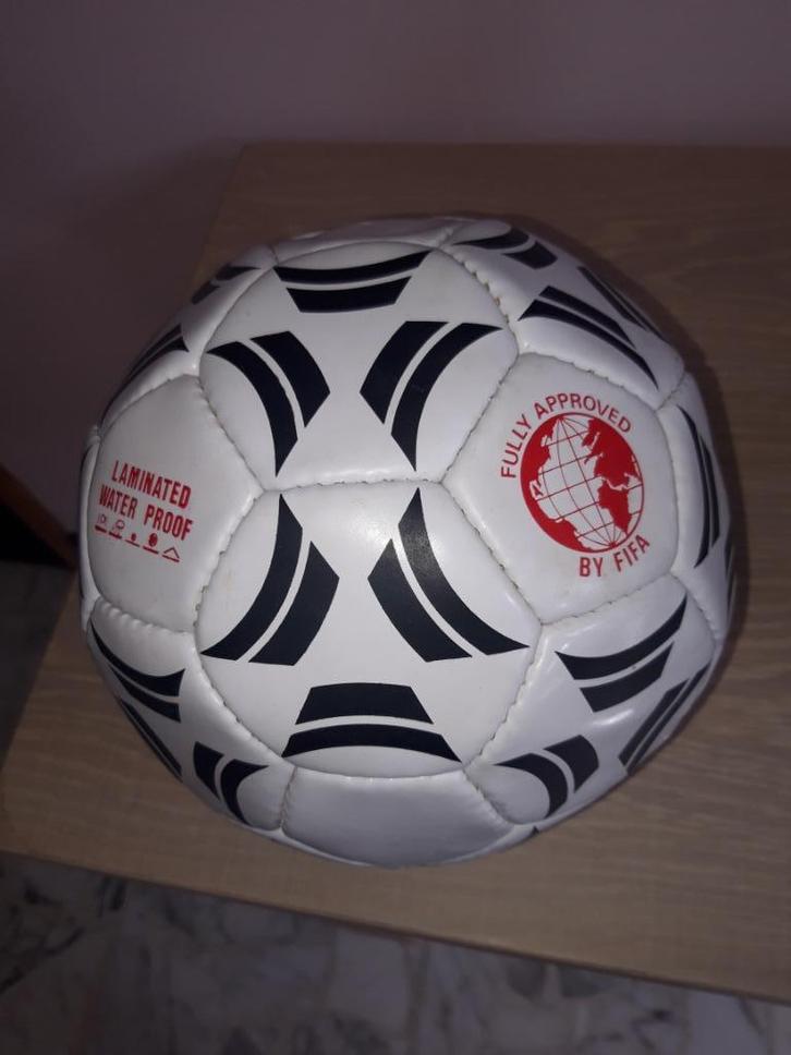 Nieuwe voetbal, Sport en Fitness, Voetbal, Nieuw, Bal, Ophalen of Verzenden