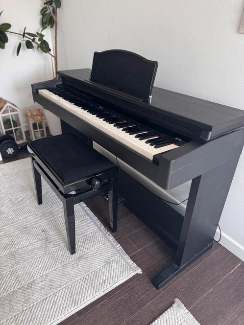 Piano Roland HP 2700, Muziek en Instrumenten, Piano's, Zo goed als nieuw, Piano, Zwart, Ophalen