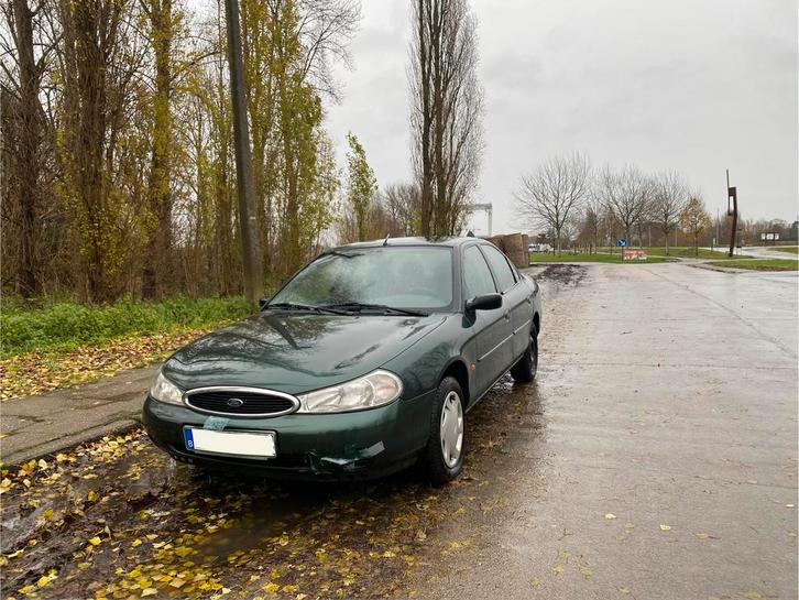 Ford mondeo 1998 1.6 benzine lage kmstand, Auto's, Ford, Bedrijf, Mondeo, Benzine, Ophalen