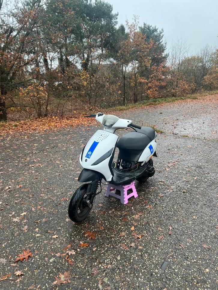 Piaggio zip 172 cc stage 2‼️, Fietsen en Brommers, Scooters | Piaggio, Zip, Ophalen of Verzenden