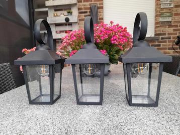 Muur verlichting Philips  beschikbaar voor biedingen
