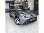Toyota Aygo X play AUTOMATIQUE NEUVE DE STOCK, Argent ou Gris, Achat, Euro 6, 5 portes