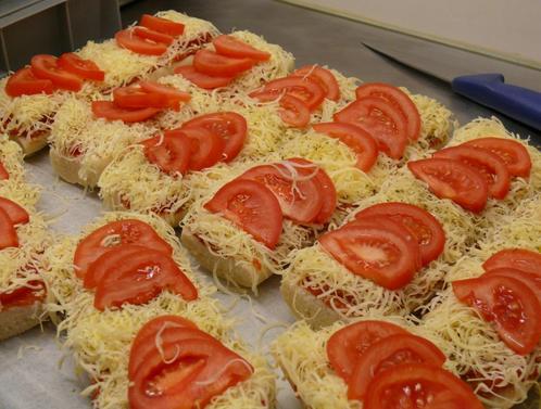 mobiele frituur , foodtruck voor uw feest, Hobby en Vrije tijd, Feestartikelen | Verhuur, Gebruikt, Ophalen
