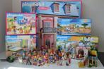 Playmobil dollhouse met 32 ventjes en 8 sets, Kinderen en Baby's, Ophalen of Verzenden, Zo goed als nieuw