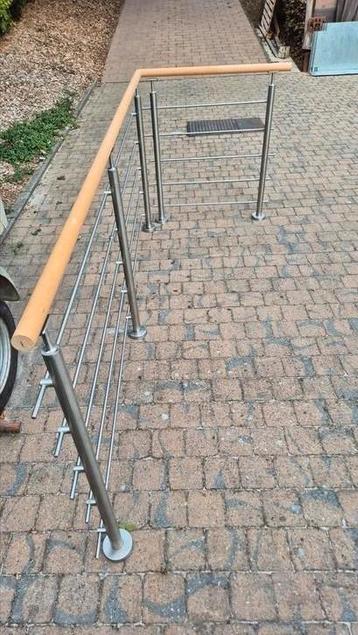 Balustrade in inox, binnen of buiten, 255x95cm beschikbaar voor biedingen