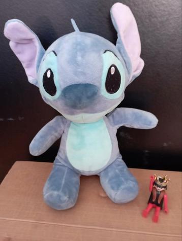 634) Disney stitch  (5) beschikbaar voor biedingen