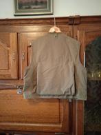 Gilet de pêche + petit matériel de montage mouches., Enlèvement, Utilisé, Autres types