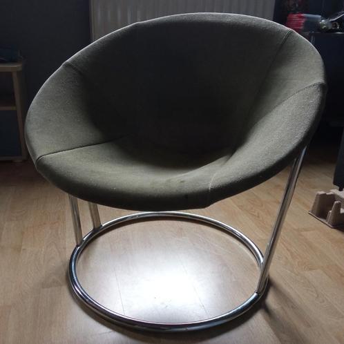 fauteuil met metalen voet, Huis en Inrichting, Fauteuils, Gebruikt, Metaal, Overige materialen, Ophalen