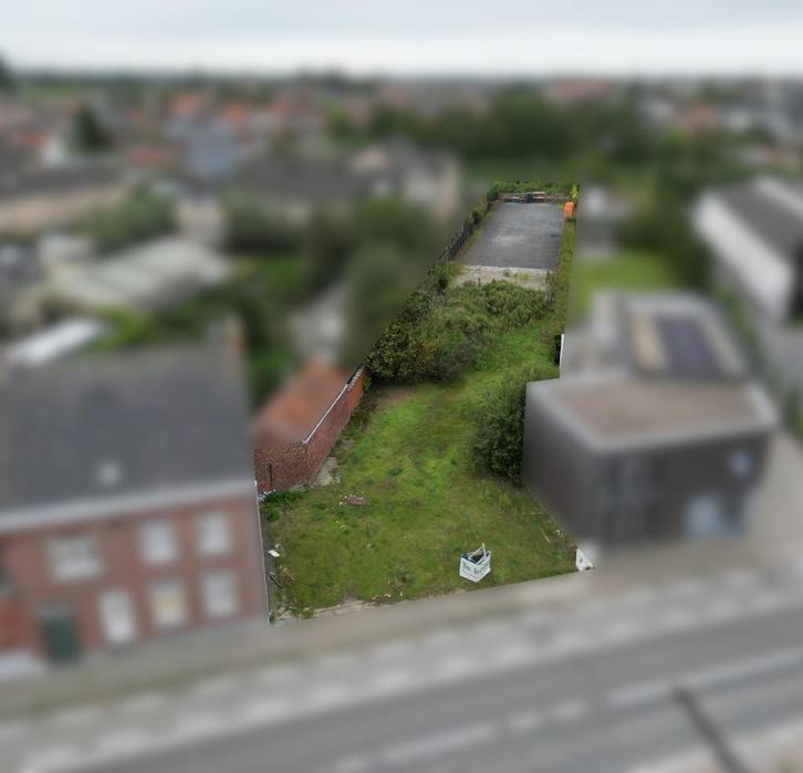 Project/bouwgrond op een centrale, strategische ligging te L, Immo, Gronden en Bouwgronden, 1500 m² of meer