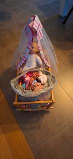 Wieg met poppen en toebehoren, Kinderen en Baby's, Speelgoed | Poppen, Ophalen