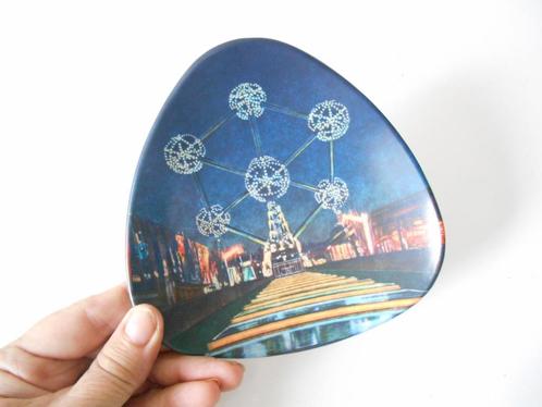 Souvenir Expo 1958 - Schaaltje 'Atomium by night', Antiek en Kunst, Kunst | Designobjecten, Ophalen of Verzenden