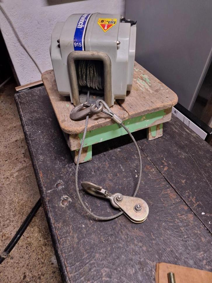 électrische winch voor boot, Watersport en Boten, Overige Watersport en Boten, Zo goed als nieuw, Ophalen