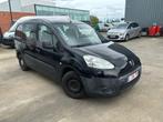 1,6HDI 2012 3PL AIRCO 147,000KM EURO5 0471654764, Auto's, Peugeot, Euro 5, Zwart, 1600 cc, Zwart
