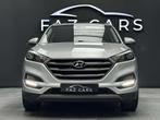 Hyundai Tucson 1.7 CRDi ISG * 1ER PROP + GPS + CAMERA * CLIM, Auto's, Hyundai, Stof, Gebruikt, 4 cilinders, Bedrijf