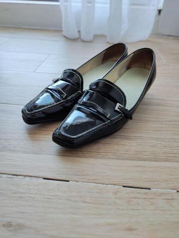 Prada mocassins maat 38  beschikbaar voor biedingen