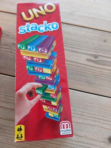 Uno stacko disponible aux enchères