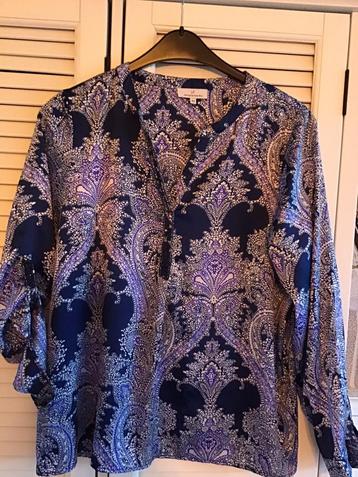Prachtige zijdeachtige blouse inktblauw Riu 42-44 beschikbaar voor biedingen