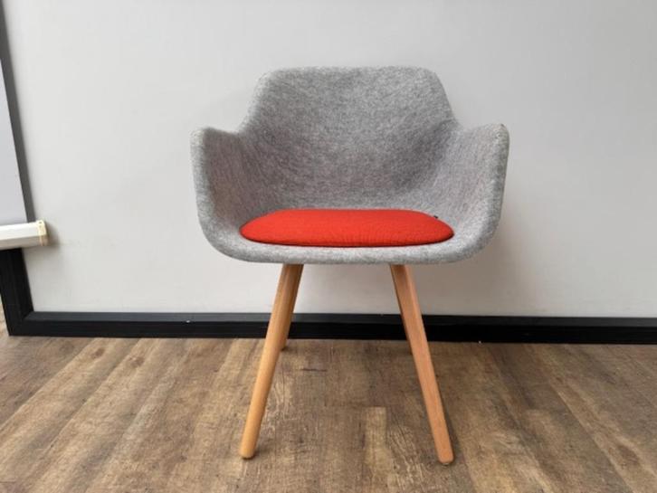 Vepa Felt duurzame kuipstoel, Antiek en Kunst, Antiek | Meubels | Stoelen en Sofa's, Ophalen of Verzenden