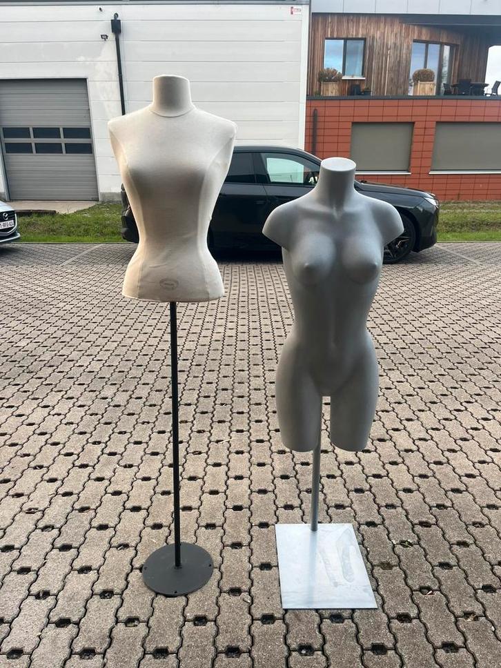 2x dames torso paspop / mannequin, Kleding | Dames, Overige Dameskleding, Zo goed als nieuw, Ophalen