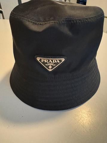 Prada nylon bucket, Enlèvement ou Envoi