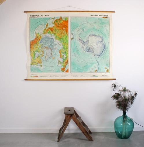 vintage schoolkaart met Noordpool en Zuidpool / Antartica, Antiek en Kunst, Antiek | Schoolplaten, Aardrijkskunde, Ophalen of Verzenden