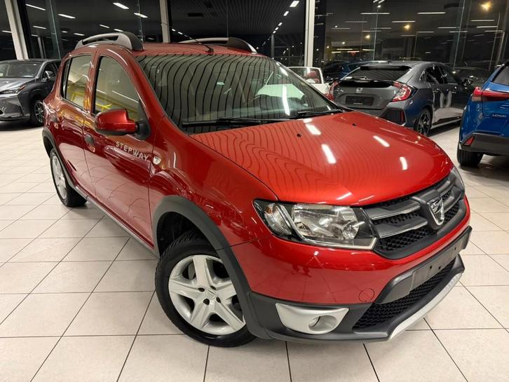 Dacia Sandero StepWay 0.9i Benzine 66 kW Euro 6b Jaar 2016, Auto's, Dacia, Bedrijf, Sandero, Airconditioning, Bluetooth, Cruise Control