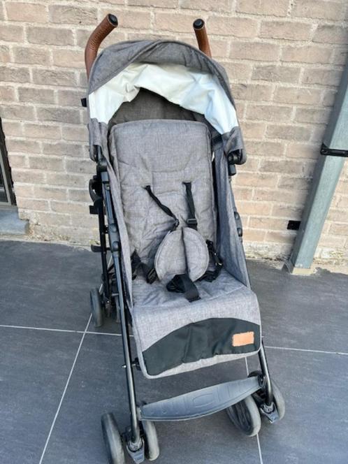 Luxe plooibuggy, Kinderen en Baby's, Buggy's, Zo goed als nieuw, Overige merken, Verstelbare rugleuning, Zonnekap, Ophalen