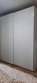 Witte kleerkast, Enlèvement, Comme neuf