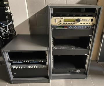 Thon Studio Racks ( 3 stuks ) beschikbaar voor biedingen