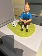 Tintin dans l'herbe, Collections, Personnages de BD, Tintin, Statue ou Figurine, Enlèvement ou Envoi, Neuf