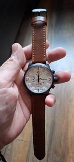 Montre Curren M8225, Handtassen en Accessoires, Horloges | Antiek, Overige materialen, Met bandje, Polshorloge, Ophalen