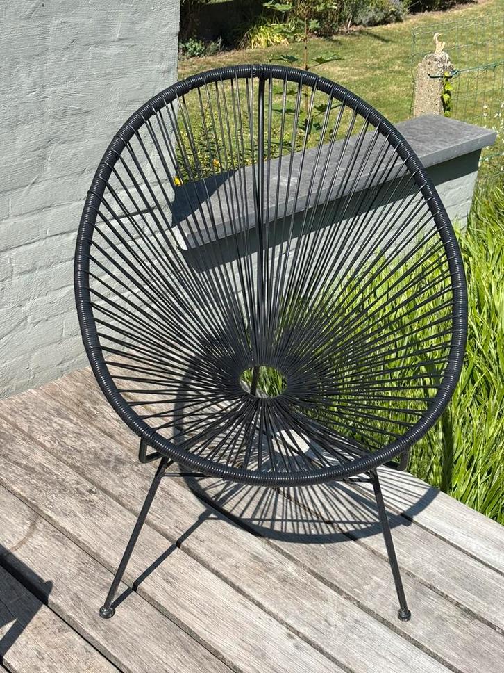 Zwarte Acapulco Chair – stijlvolle loungestoel, Tuin en Terras, Tuinstoelen, Gebruikt, Metaal, Ophalen