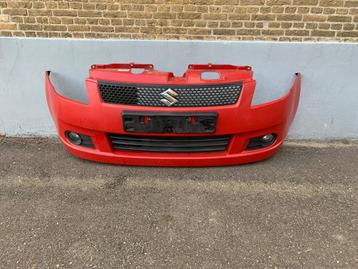 voorbumper suzuki swift 2005 tot 2010 rood met mistlampen beschikbaar voor biedingen