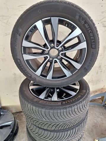 Mercedes C-Klasse Winterset 17 Inch Origineel beschikbaar voor biedingen