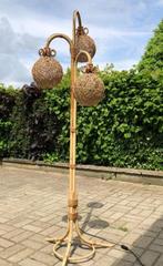 Boho Bamboo Floor Lamp Three Wicker Globes, France, 1970s, Antiek en Kunst, Ophalen