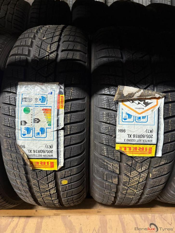 nieuw snow 205/60R16 Pirelli 205/60 R16 205/60/16 2056016, Auto-onderdelen, Banden en Velgen, Band(en), Winterbanden, 16 inch