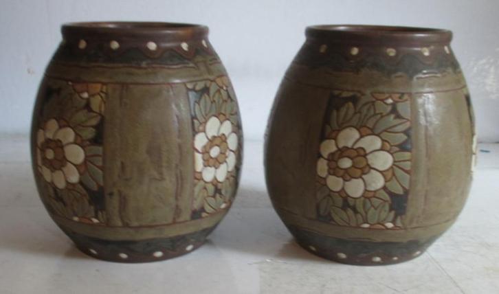 art deco Boch Keramis gres vazen met bloemenmotief  119, Antiek en Kunst, Antiek | Keramiek en Aardewerk, Verzenden