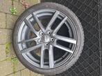 Set winterbanden op velg 18" in perfecte staat, Auto-onderdelen, Ophalen, 18 inch, Gebruikt, Banden en Velgen