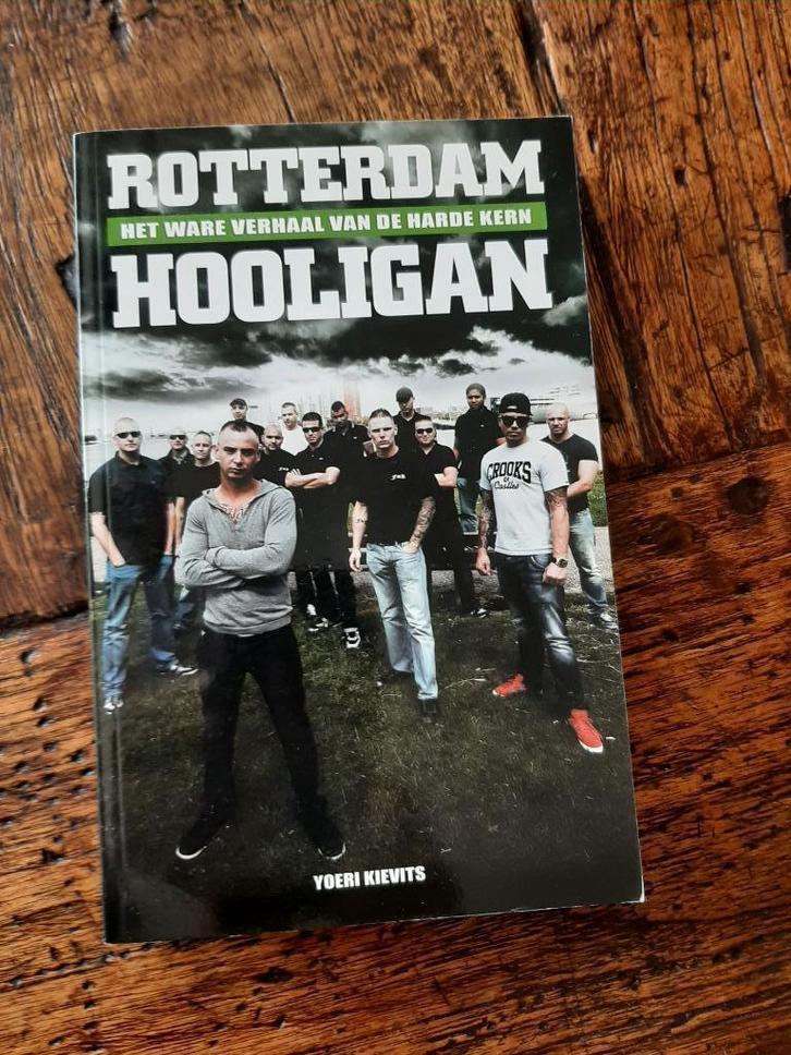 Rotterdam Hooligan, Boeken, Overige Boeken, Zo goed als nieuw, Ophalen of Verzenden