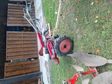 Motocultor beschikbaar voor biedingen