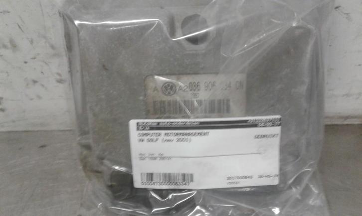 CALCULATEUR MOTEUR ECU Golf IV (1J1) (|036906034CN|), Autos : Pièces & Accessoires, Électronique & Câbles, Volkswagen, Utilisé