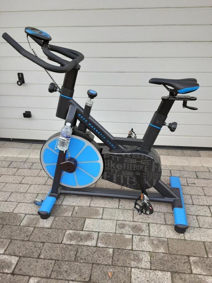 Fit bike home magnetic  ! PRACHTSTAAT, Sport en Fitness, Fitnessapparatuur, Zo goed als nieuw, Spinningfiets, Ophalen