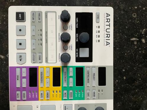 Arturia Beatstep Pro, Muziek en Instrumenten, Synthesizers, Zo goed als nieuw, Overige aantallen, Overige merken, Met midi-aansluiting