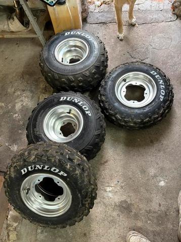 Quad velgen + band beschikbaar voor biedingen