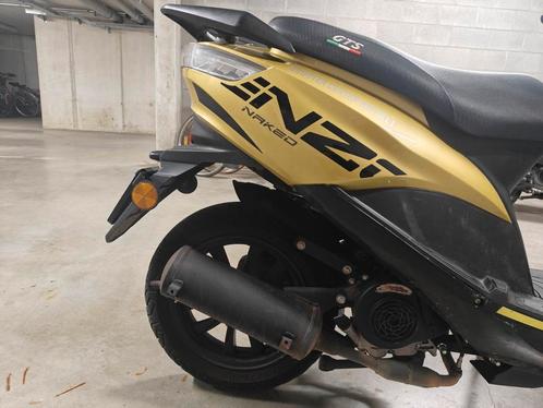 Perfect in orde GTS Naked Enzo, Fietsen en Brommers, Scooters | Yamaha, Zo goed als nieuw, Ophalen