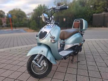 Brommer 125cc  beschikbaar voor biedingen